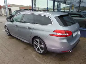 Peugeot 308 SW GT Bild 4