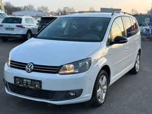 Volkswagen Touran 1.6 TDI DSG Match BMT-1 JAHR GARANTIE