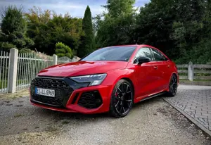 Audi RS3 8Y quattro Limousine,HuD,RS-Aga,Garantie,BO