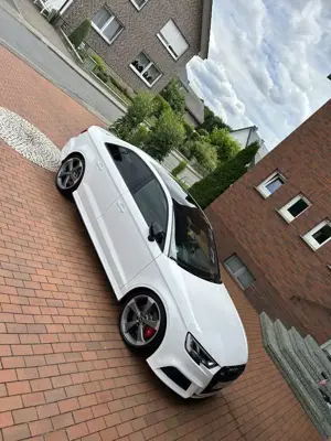 Audi S3 TFSI Limousine S tronic