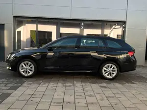 Skoda Octavia Combi 1.5 eTSI DSG Selection