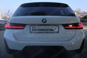 BMW 320 d xDrive Touring M Sport Pro/DAB/AHK/Lhz/ACC Bild 4