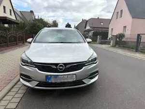 Opel Astra Astra Sports Tourer Diesel 1.5 D Start/Stop Sports Tourer Edition
