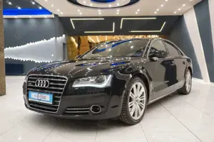Audi A8 3.0 TDI quattro*GSD*BOSE*SIDE*AAS*ACC*SH*20"