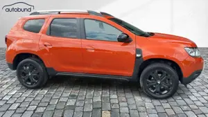 Dacia Duster II 1,3 TCe 130 Extreme Alu KA LED Link NAV RFK Shz Bild 4