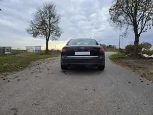 Audi A6 4.2 quattro Bild 4