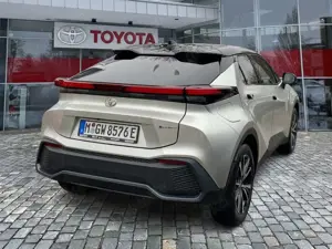 Toyota C-HR 2.0 Plug-in Teamplayer **Technik-Paket** Bild 4