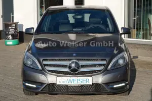 Mercedes-Benz B 180 BlueEFFICIENCY Sports Tourer Bi-Xenon SHZ