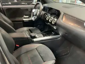 Mercedes-Benz GLA 200 7G-DCT