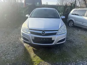 Opel Astra Edition----KUPLLUNG SCHADEN Bild 2