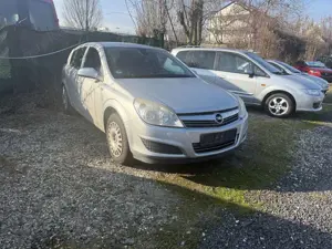 Opel Astra Edition----KUPLLUNG SCHADEN Bild 1
