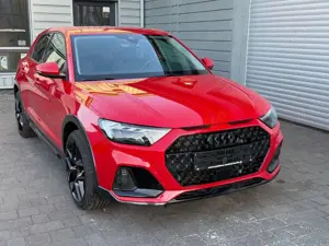 Audi A1 ALLSTREET AUT LED  RFK ACC DASHCAM GARANTIE