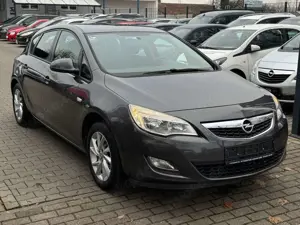 Opel Astra ASTRA 1.4l 74KW KLIMA NAVI 80.664 KM TÜV 03/27 Bild 5