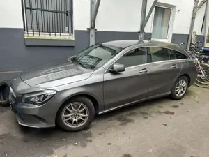 Mercedes-Benz CLA 180 CLA Shooting Brake 180 Peak Edition