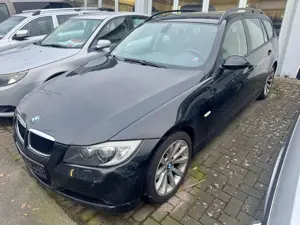 BMW 320 320d DPF Touring Aut. / TURBOSCHADEN