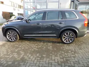 Volvo XC90 Inscription B5 AWD Aut.*1.HD*20"*AHK*LEDER*NAVI* Bild 2