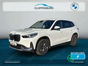 BMW iX1 xDrive30 Navi+SHZ+HiFi+Spurass.+Klimaaut.+BT