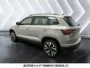 Skoda Karoq 1.5 TSI DSG Tour AHZV MATRIX NAVI ACC KESSY Bild 4