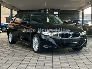 BMW 318 i Touring Automatik*Facelift*Curved*Live*LED*