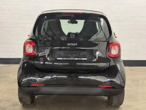 smart forTwo coupe EQ   Schnellladefunktion 22KW Bild 4