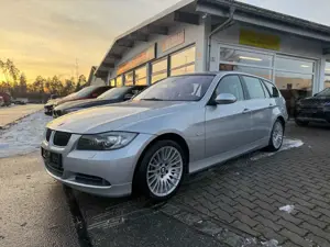BMW 330 330i - Scheckheftgepflegt - TÜV 05.2026. -