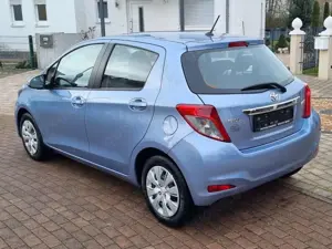 Toyota Yaris Yaris aus 1.Hand mit nur 19.123 KM Bild 2