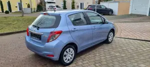 Toyota Yaris Yaris aus 1.Hand mit nur 19.123 KM Bild 3