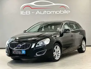 Volvo V60 Momentum 2.0/Navi/Xenon/PDC/Temp./AHK/S.Heft