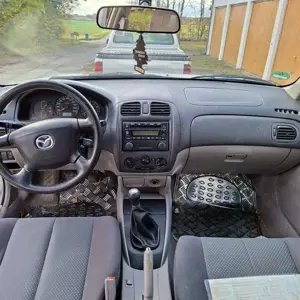 Mazda Tribute 2.0i 4WD GTX Bild 5