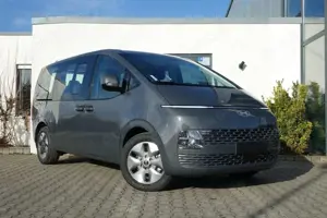 Hyundai STARIA HYBRID 9Sitz/18Zoll/Sitz+Lenkrdhzg SOFORT