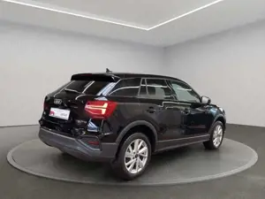 Audi Q2 35 TFSI S tronic+AHK+GRA+GJR Bild 4