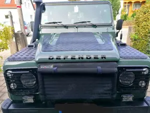 Land Rover Defender Defender 110 DPF Station Wagon SE Bild 4