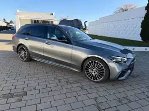 Mercedes-Benz C 220 AMG*AHK*PANO*NIGHT*4 J. GARANTIE*73.300 UVP Bild 2