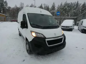 Peugeot Boxer Kasten Hochraum 333 L2H2 Pro BlueHDi 140 S Bild 3