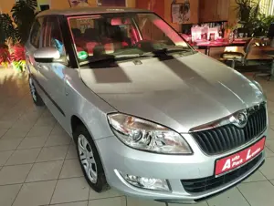 Skoda Fabia Ambition-Tempo-SH-PDC-Klimatronic