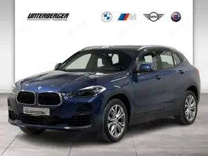 BMW X2 sDrive18d AHK Navi PA PDC Sportsitze Sitzhzg