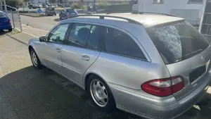 Mercedes-Benz E 200 E-Klasse T-Modell T Kompressor Automatik Classic Bild 2