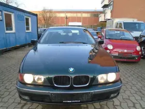 BMW 523 BMW 523 I 157000 KM -Schiebedach