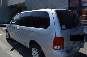 Kia Carnival Carnival CRDi LX / Behinderten Fahrzeug Umgebaut Bild 4