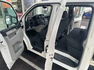 Volkswagen T6 Transporter T6 2,0 TDI DoKa Doppelkabine Pritsche Klima AHK Bild 5