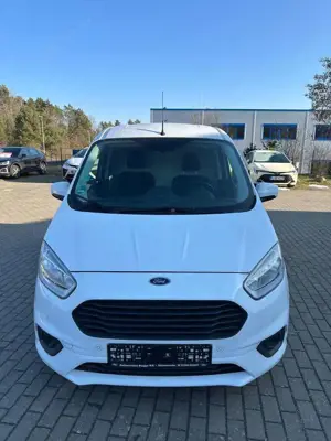 Ford Transit Courier Limited