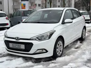 Hyundai i20 1.2 Go, Klimaanlage, Ganzjahresreifen