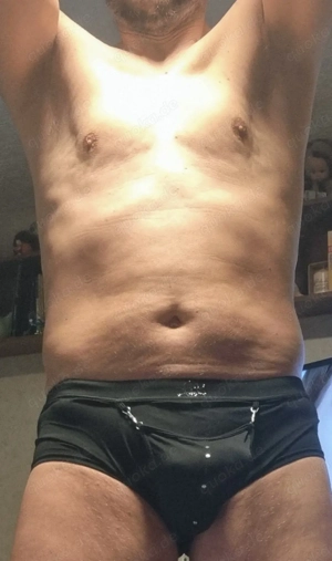 Hast du Weiblich jetzt lust auf eine Schöne Massage und mehr. 