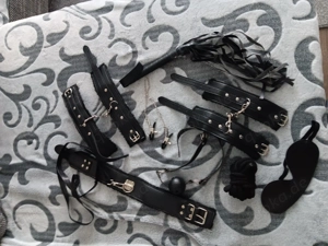 Welche sie möchte es sich mal anlegen lassen? 