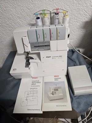 Pfaff Coverlock 4862 zu verkaufen