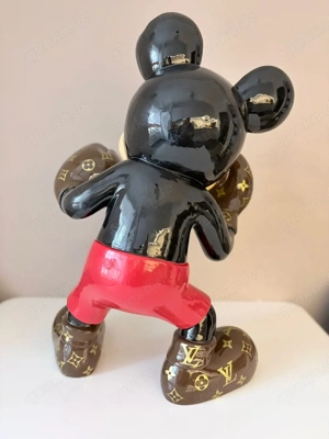 Pop Art Louis Vuitton Skulptur Bild 2