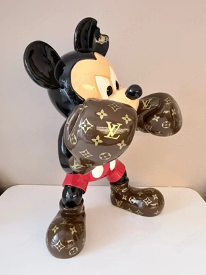 Pop Art Louis Vuitton Skulptur Bild 5