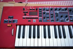 Clavia Nord Wave 2 digital 4-part performance synthesizer wie neu in OVP