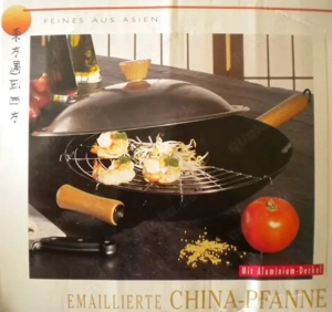 Neue, unbenutzte emaillierte CHINA-PFANNE