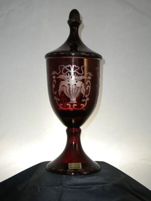 Großer, schöner Egermann Rubinglas Kelch mit Deckel, Handarbeit